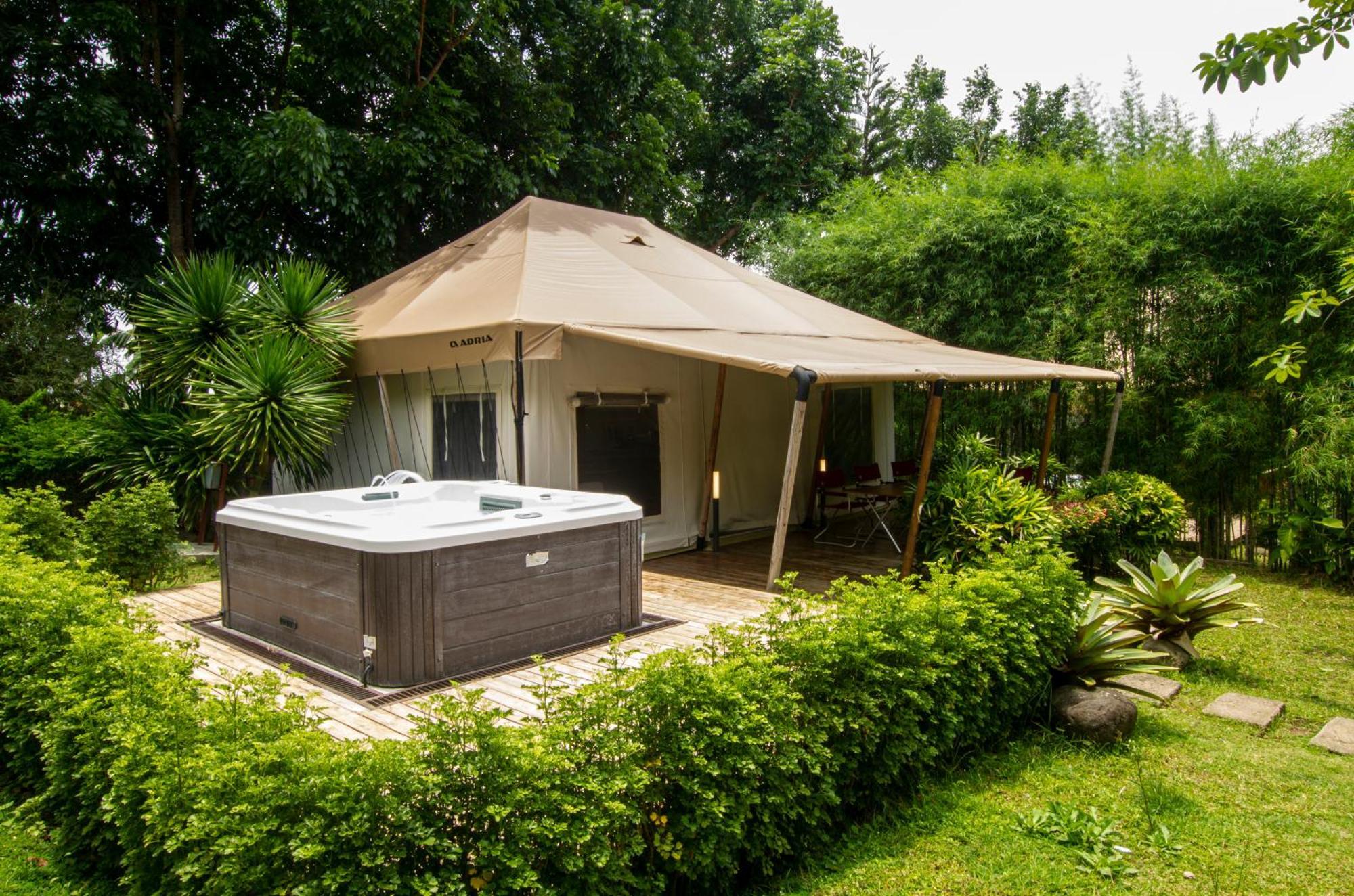 Hotel The Park - Silang Exterior foto